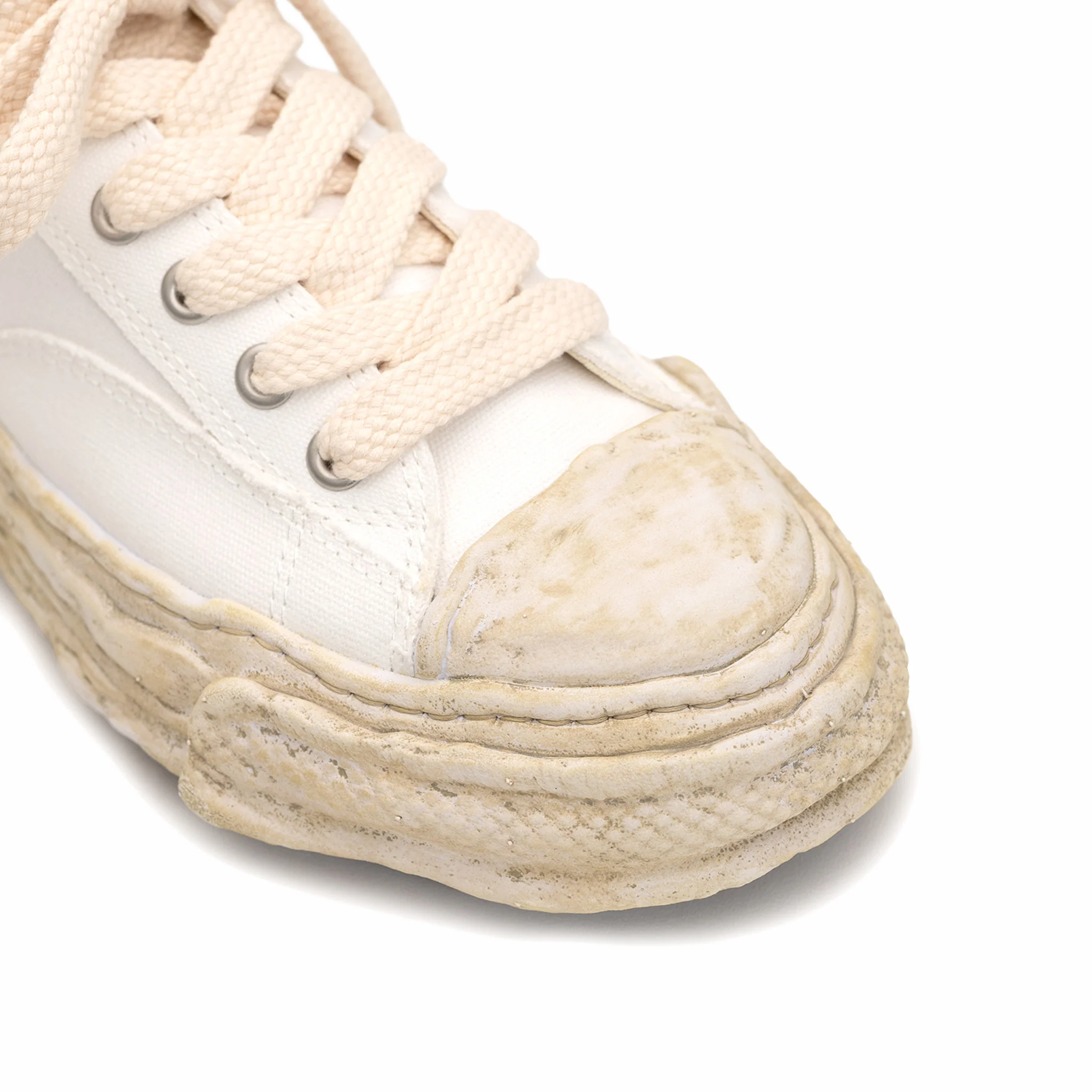 Maison MIHARA YASUHIRO "PETERSON23" OG Dyed Sole Canvas Low-Top Sneaker (White) - Image 5