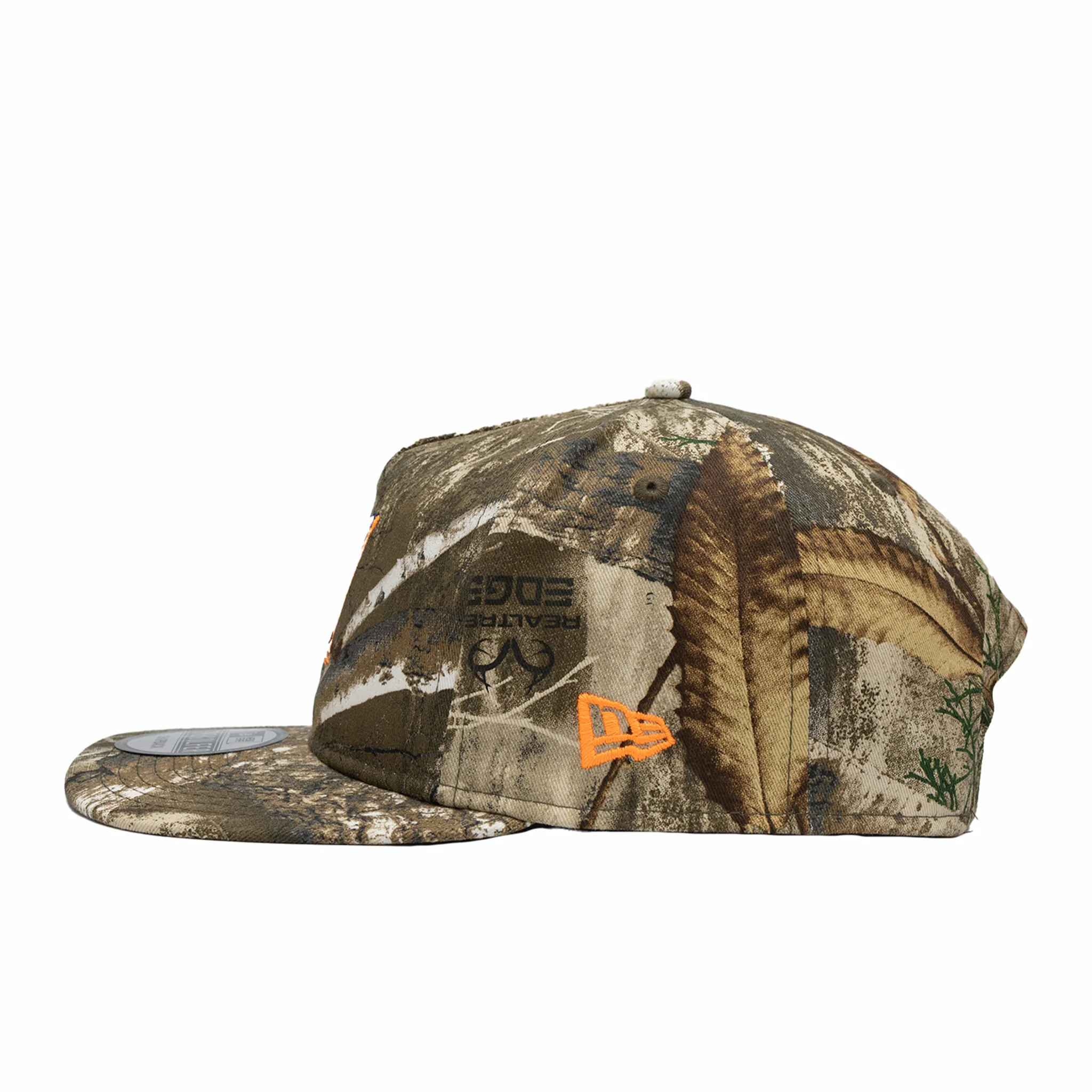 New Era x August - Milwaukee Brewers 5 Panel Snapback Cap (Real Tree Camo/Neon Orange) - Image 4