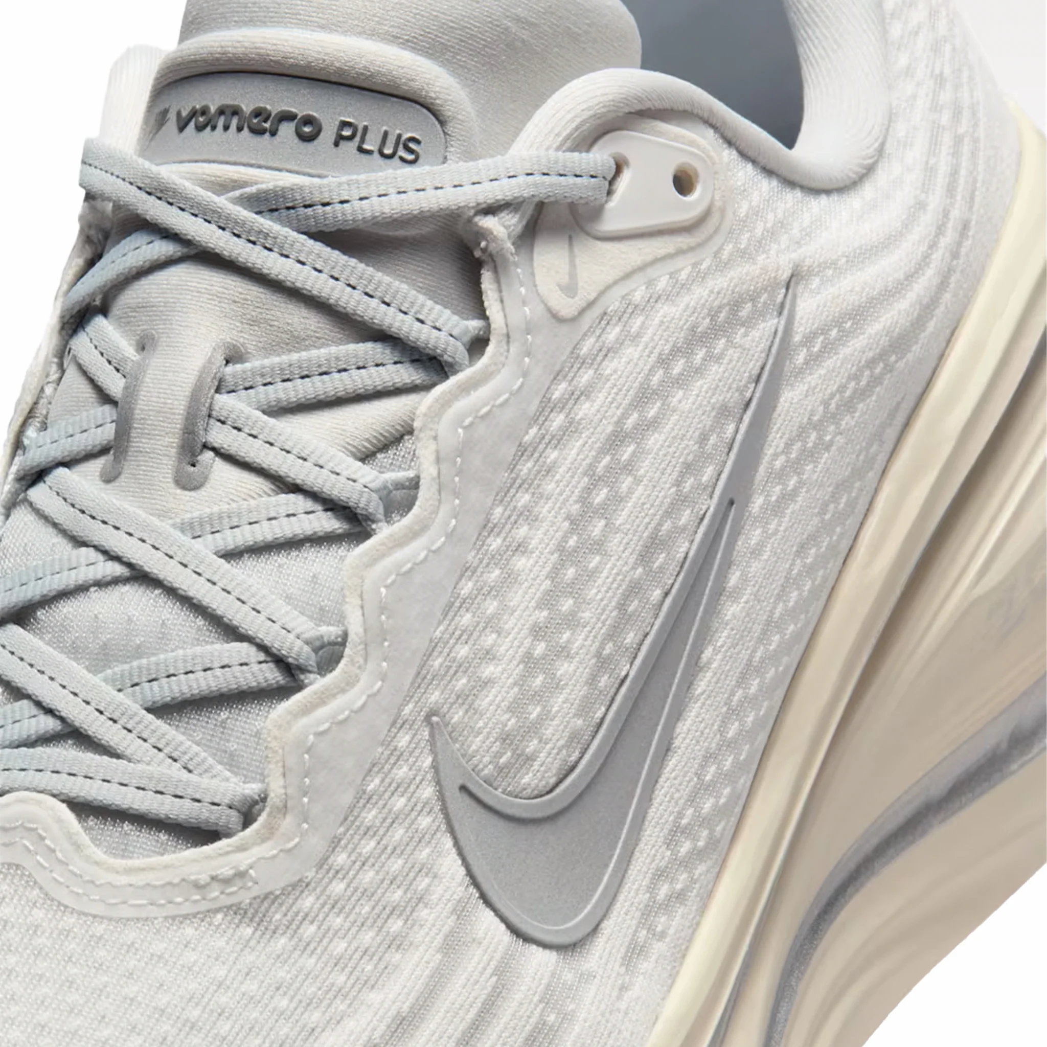 Nike Men's Vomero Plus (Platinum Tint/Grey Fog/Iron Grey/Reflect Silver) - Image 4